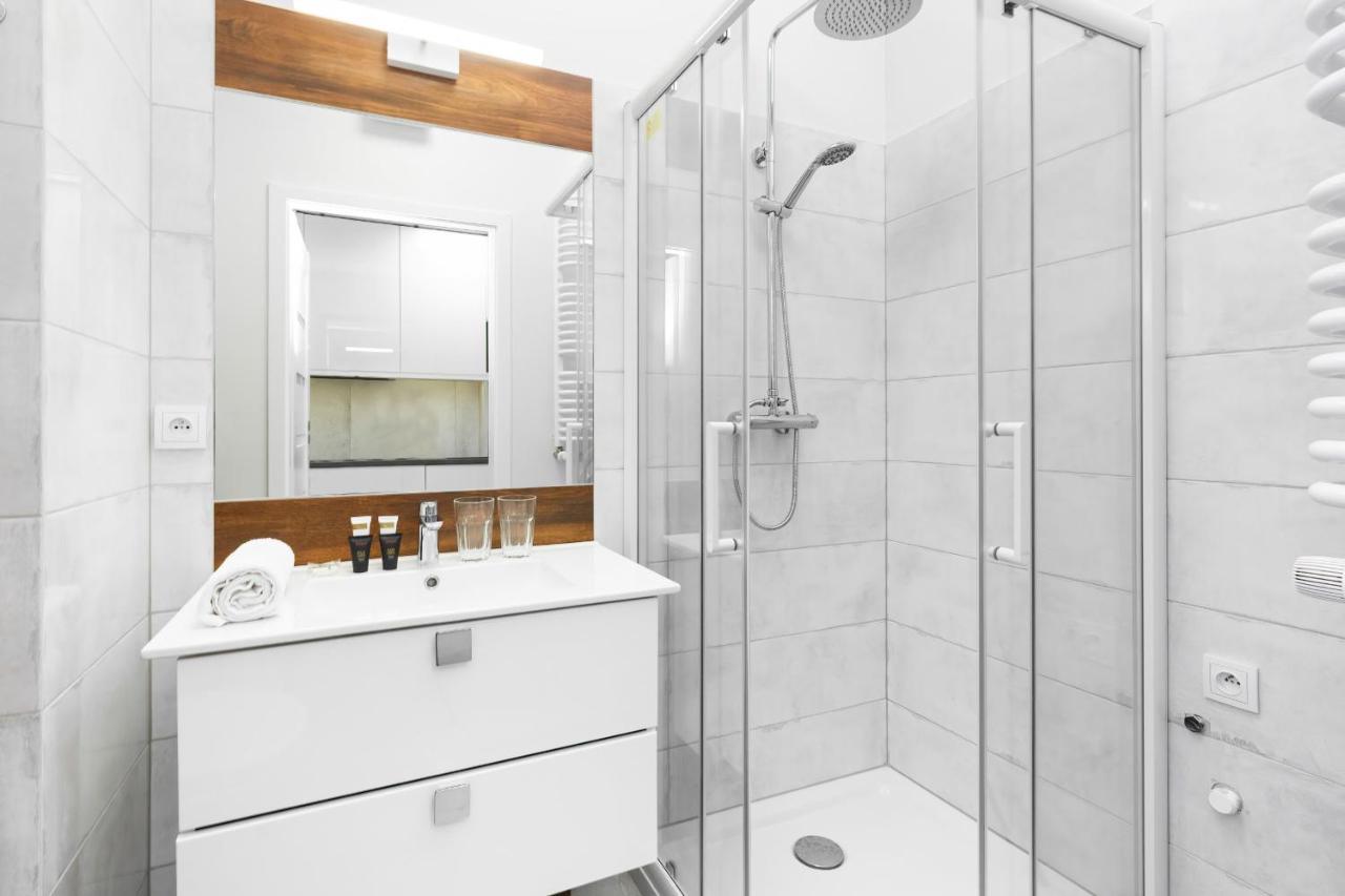 Warsaw Prymasa Tysiaclecia Business Centre By Noclegi Renters Luaran gambar