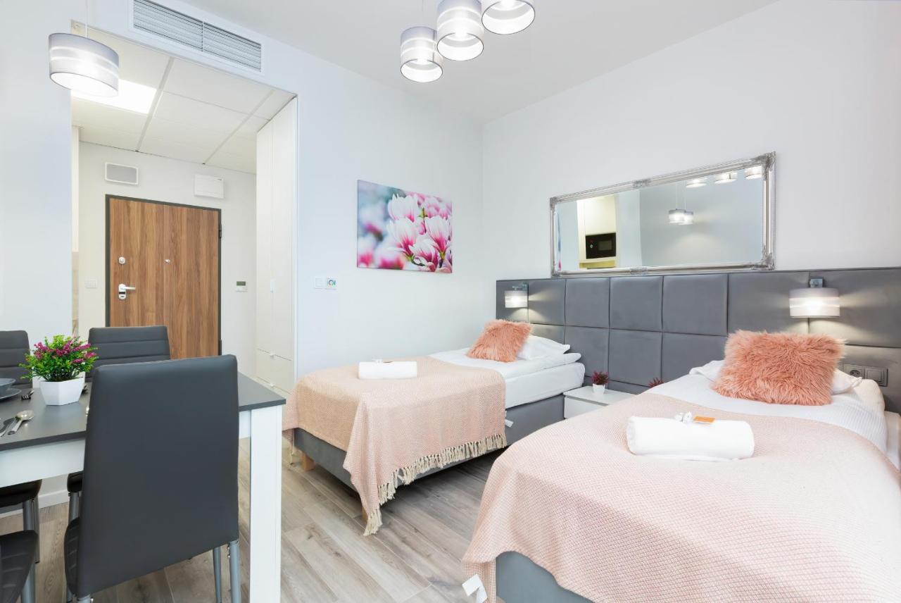 Warsaw Prymasa Tysiaclecia Business Centre By Noclegi Renters Luaran gambar