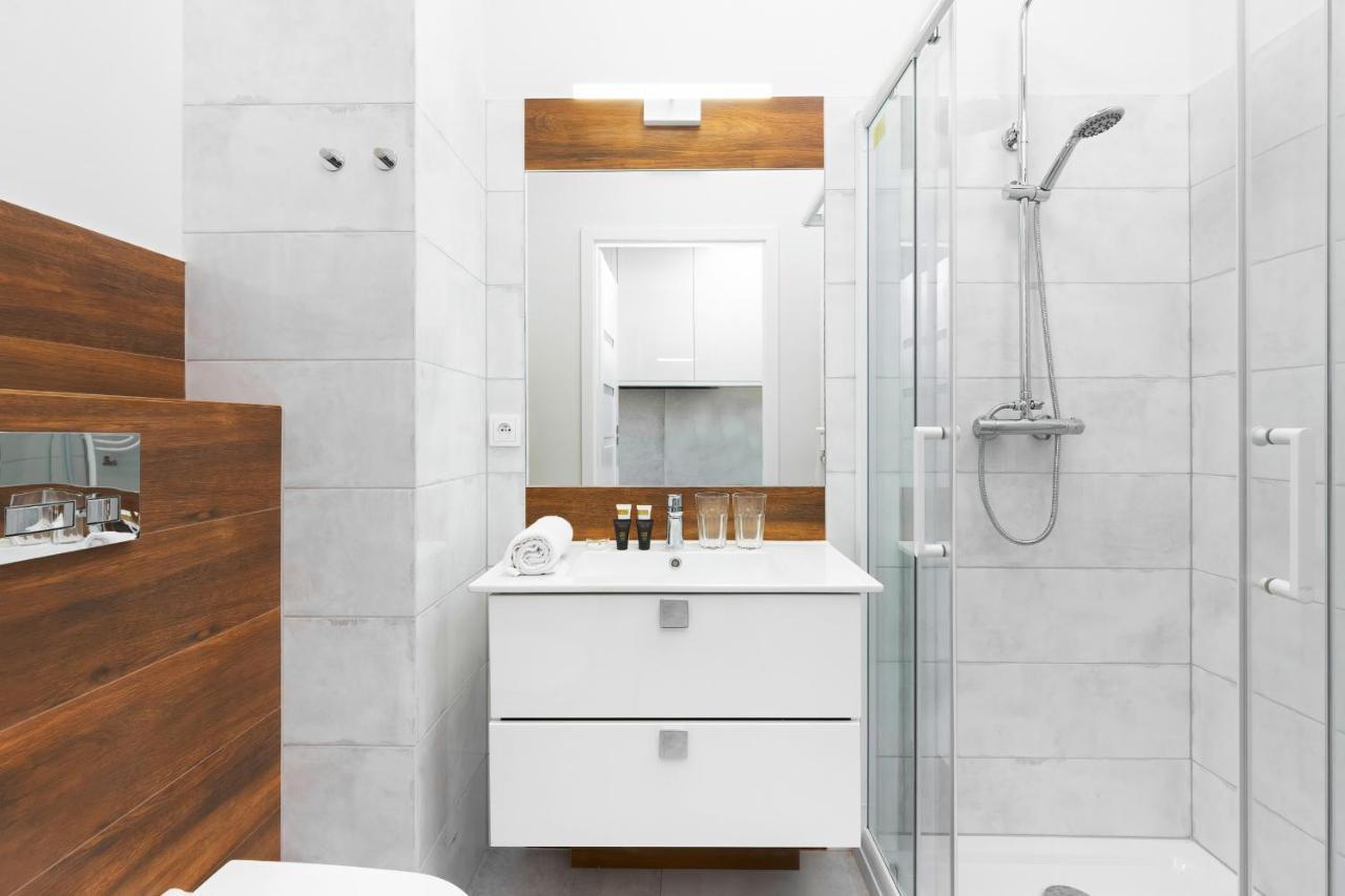 Warsaw Prymasa Tysiaclecia Business Centre By Noclegi Renters Luaran gambar
