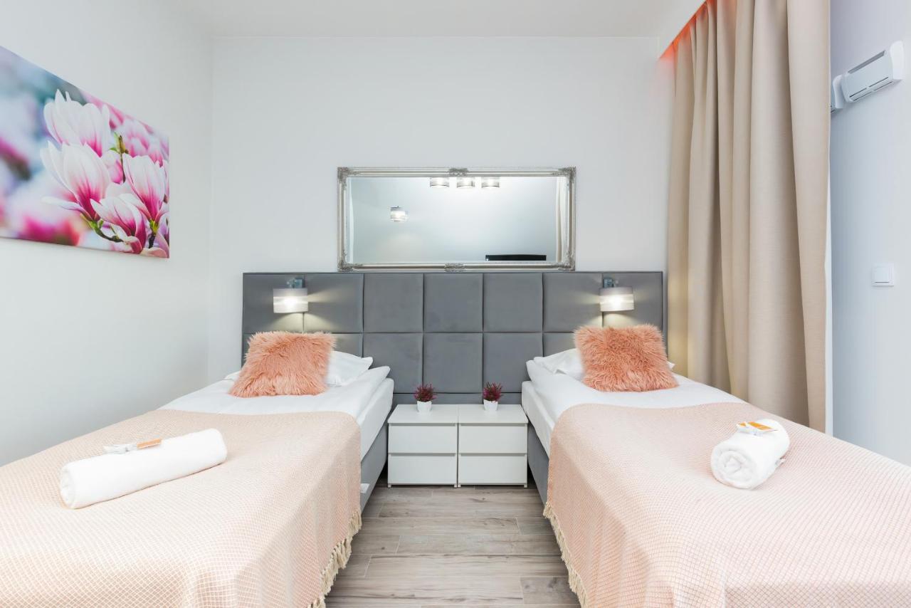Warsaw Prymasa Tysiaclecia Business Centre By Noclegi Renters Luaran gambar